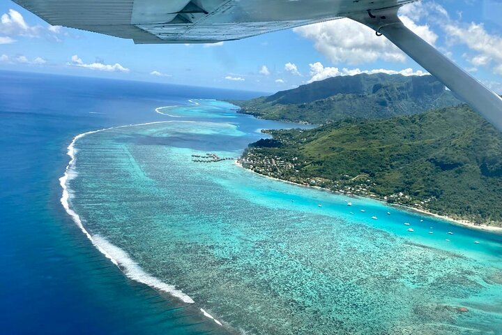 Tour of the island of Tahiti WITH flight over Moorea in a private plane - Photo 1 of 25